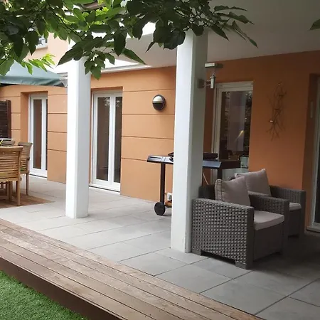 Appt 6 Pers Piscine Parking Clim Apartman *